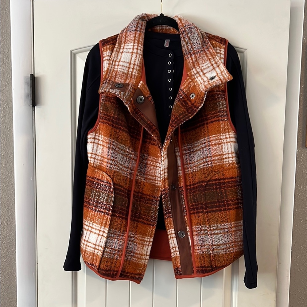 Free People Wrapped Up Blanket Vest (NWT) & Free People Kick Off Layer (NWOT)